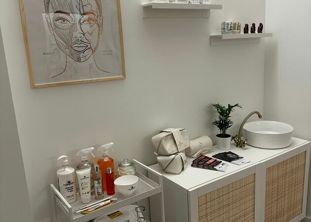 Galería de imágenes Salón de belleza ANAT 4