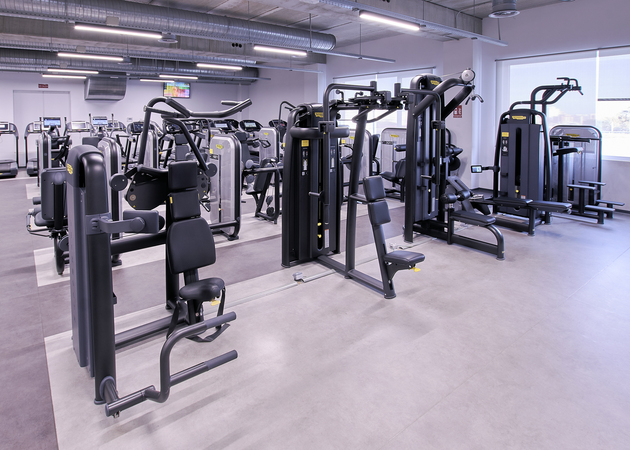 Image gallery BODY FACTORY TRES CANTOS 4