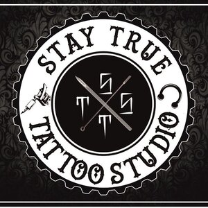 Foto de portada STAY TRUE