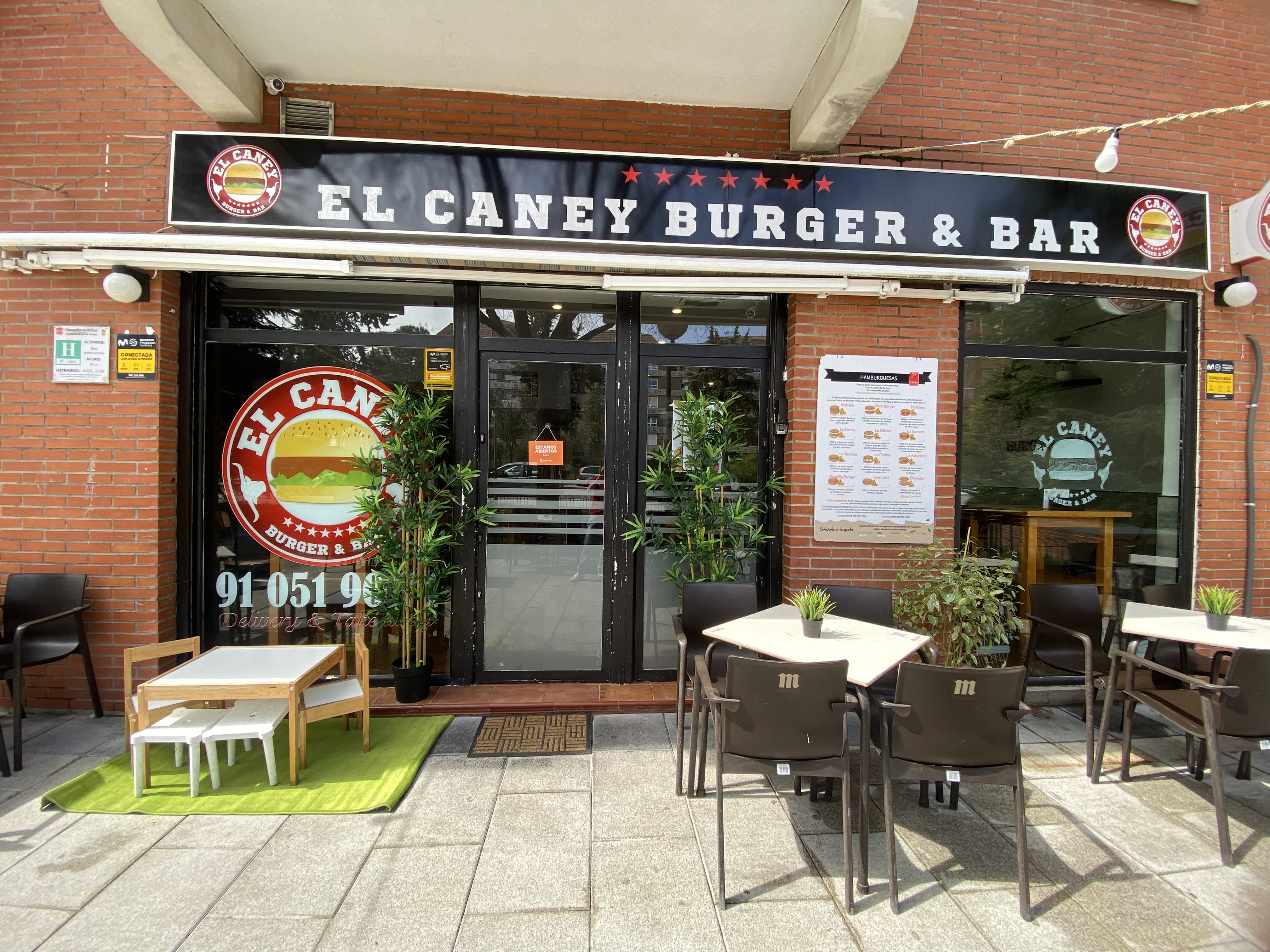 Thumbnail THE CANEY BURGER BAR