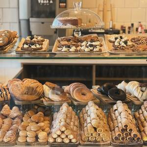 Foto de portada TINS “ BRUNCH AND FOOD”