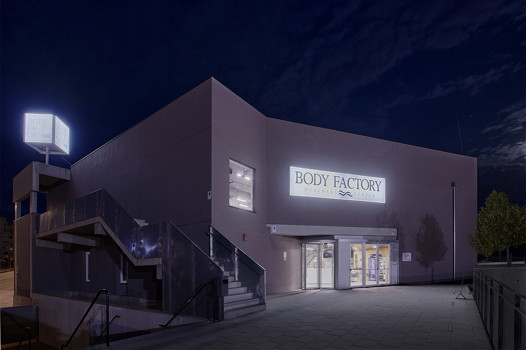 Thumbnail BODY FACTORY TRES CANTOS