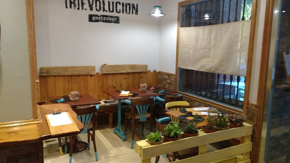 Foto de portada GASTROBAR REVOLUCION